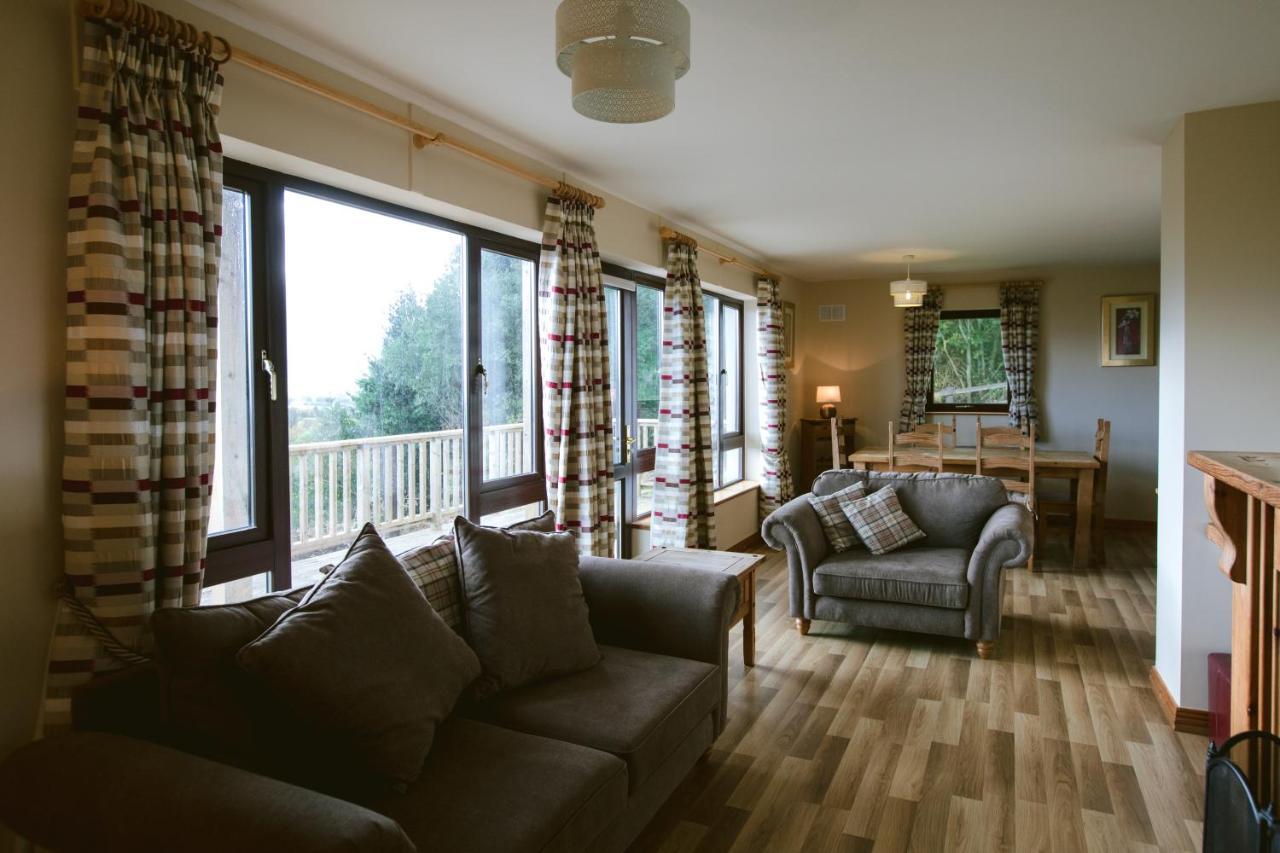 Aherlow House Hotel & Lodges Exteriér fotografie